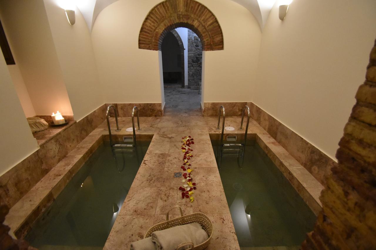 Hostal Aquaforum Μέριδα Εξωτερικό φωτογραφία